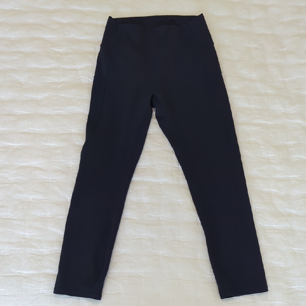 Lululemon High-Waisted Leggings Size 6 — Dark Blue EUC (No Flaws)